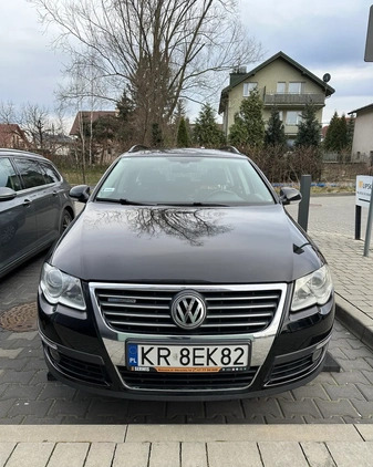 Volkswagen Passat cena 17900 przebieg: 235000, rok produkcji 2007 z Kraków małe 211